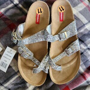Union Bay Silver Glitter Sandals